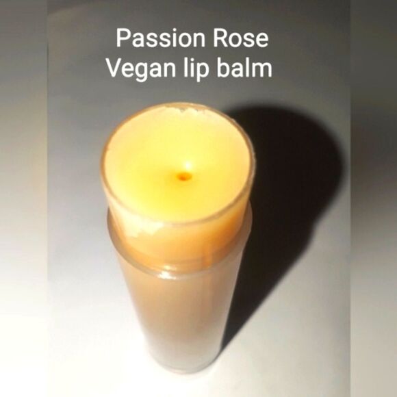 Hand CRAFT𝅺ED𝅺 3for13 Passion Super Healing Vegan lip balm - Picture 3 of 9